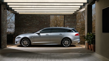 Jaguar XF Sportbrake profile