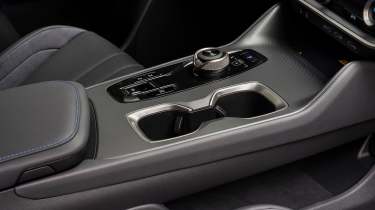 Lexus RZ 550e F Sport - centre console