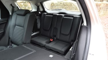Land Rover Discovery Sport MY2107 - rearmost seats