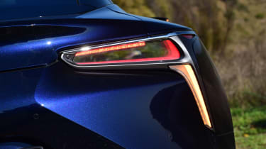 Lexus LC 500h - rear light detail