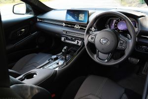 Toyota Supra - dash