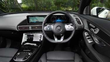 Used Mercedes EQC - dash