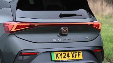 Cupra Born - rear light bar