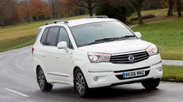 Ssangyong Tursimo Black and White