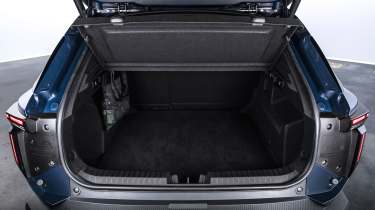 Dacia Striker - boot