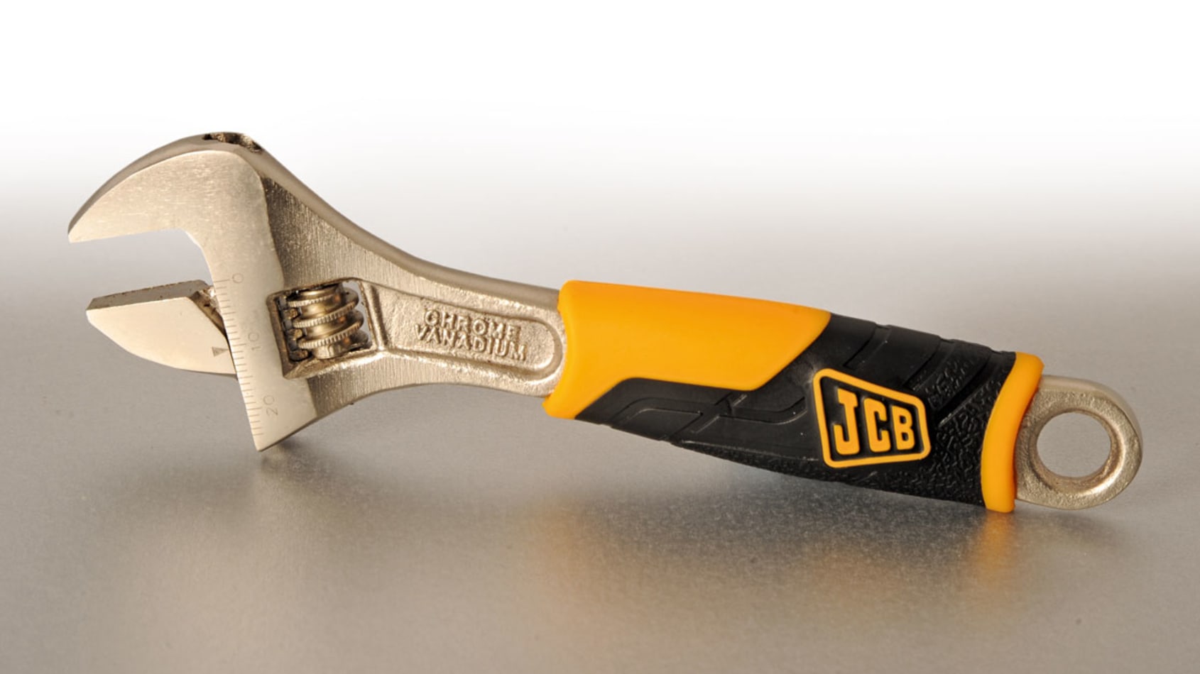 JCB Adjustable Wrench 5262762 review Auto Express