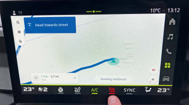 Dacia Bigster Journey hybrid 155 - navigation