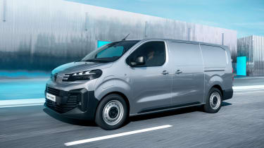 Facelifted Peugeot Electric vans - E-Expert