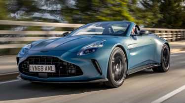 Aston Martin Vantage Roadster - front