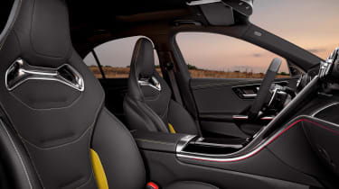 Mercedes-AMG C 63 S E-Performance - front seats