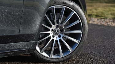 Mercedes S-Class - wheel
