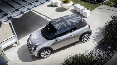 MINI Open 150 Convertible - roof closed