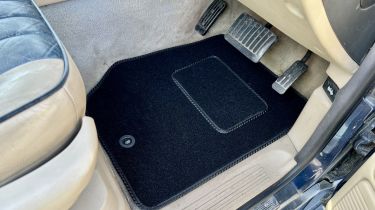 Best car mats - header image 