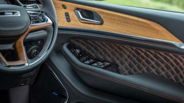 Jeep Grand Cherokee 4xe - interior