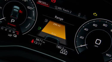 Audi Q5 gauge cluster