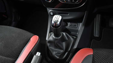 Renault Clio - centre console