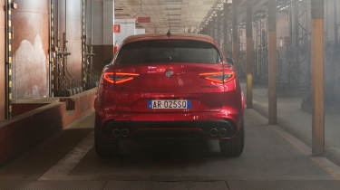 Alfa Romeo Stelvio Quadrifoglio Colleziones - rear end