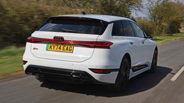Audi S6 Avant e-tron - rear tracking, alt