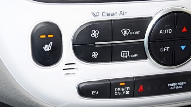 Kia Soul EV - heater controls