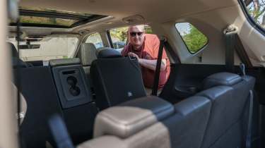 Nissan X-Trail - rear seats