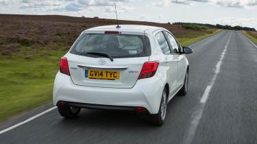 Small automatic cars for £11k - Toyota Yaris, rear tracking 