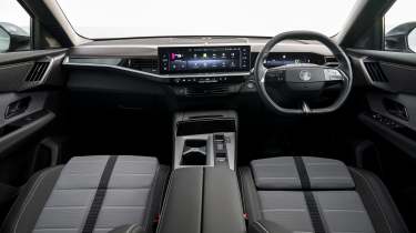 Vauxhall Grandland Hybrid - dash