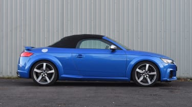 Audi TT RS - roof up
