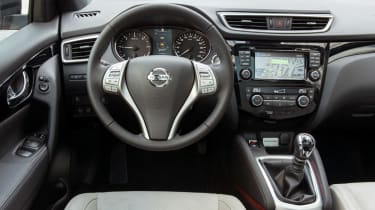 Nissan Qashqai Premier Limited Edition interior