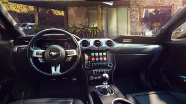Ford mustang facelift interior
