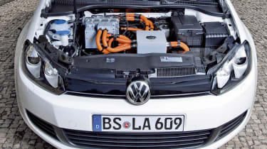 VW Golf blue-e-motion