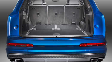 Audi SQ7 blue - boot