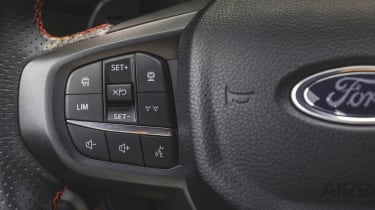 Ford Ranger Raptor - steering wheel controls