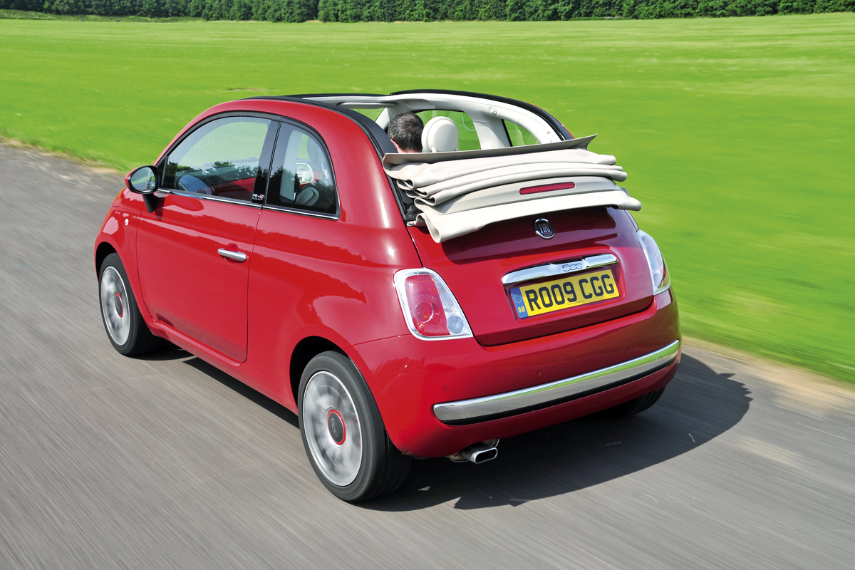 Fiat 500C 1.4 Lounge | Auto Express