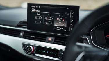 Audi A5 Coupe - infotainment screen