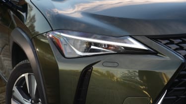 Lexus UX300e vs Mercedes EQA - Lexus headlight