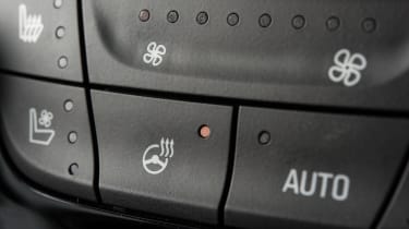 Vauxhall Grandland X Ultimate - buttons