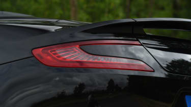 Aston Martin Vanquish S Volante - rear light 