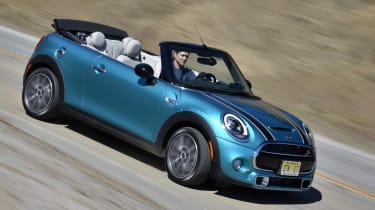 MINI Convertible Automatic - front tracking