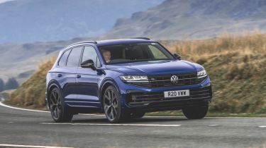 Volkswagen Touareg R - front cornering