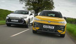Volkswagen T-Roc and Toyota C-HR - front tracking