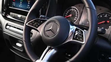 Mercedes Vito Tourer - steering wheel