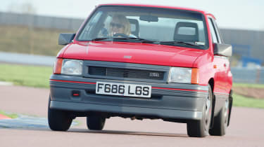 Vauxhall Nova 1.4SR - front