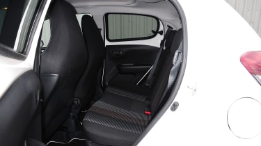 Range Rover Sport - rear seats
