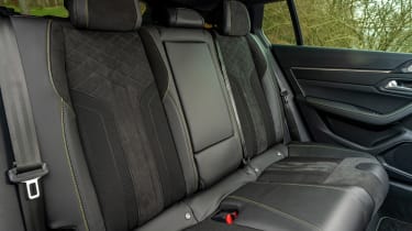 Peugeot 508 Sport Engineered - rear seats