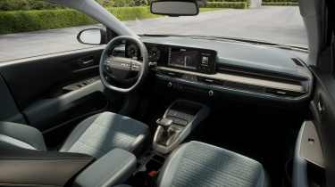 New Kia Stonic STD - interior overview