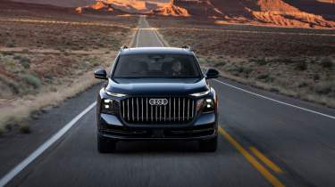 Audi Q9 - full front action