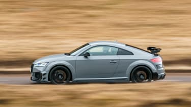 Audi TT RS Iconic Edition - side