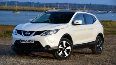 Nissan Qashqai front static