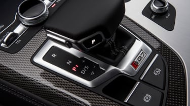 Audi SQ7 - lever