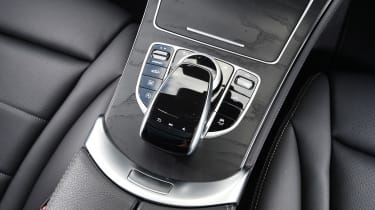 Mercedes GLC 350d 2017 - centre console